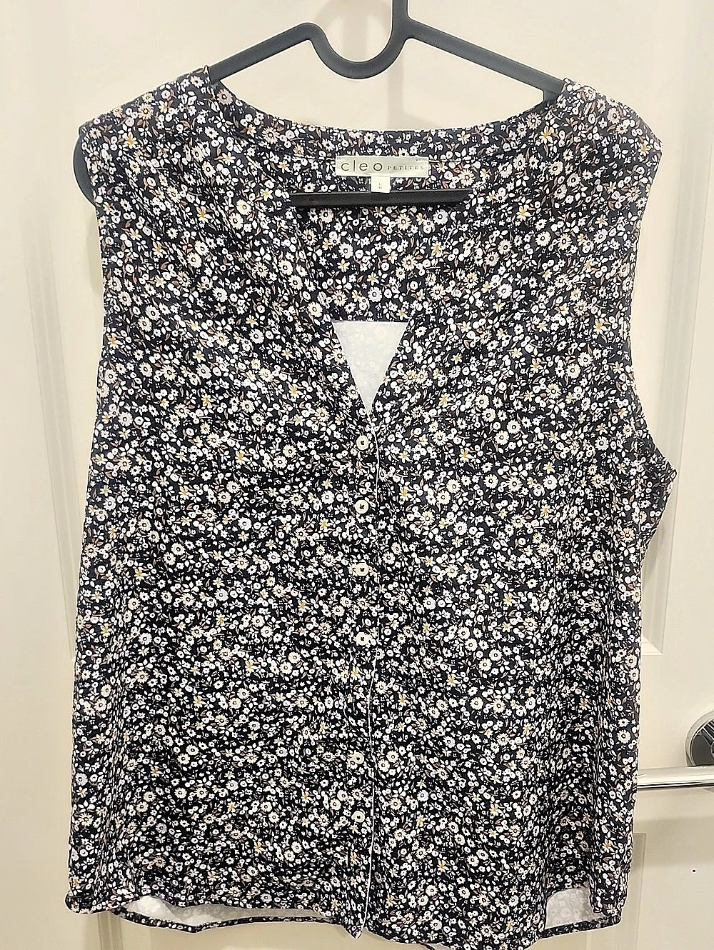 Cleo Petites Floral Sleeveless Button Up Blouse Black Yellow & White Size Large